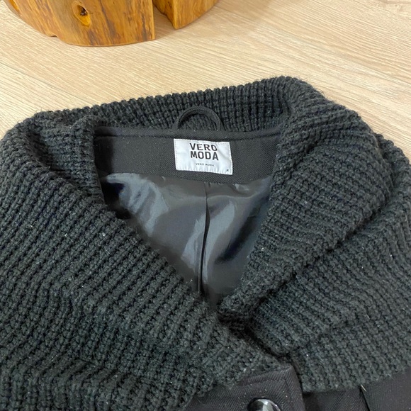 VERO MODA | Corella Jacket - Picture 2 of 4